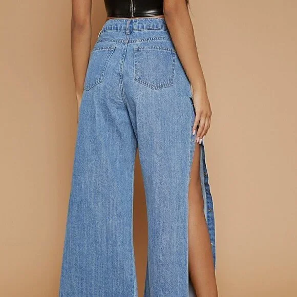 Medium Wash Casual womens Snap Button Side Trim Wide Leg Raw Hem Jeans - Picture 2 of 5